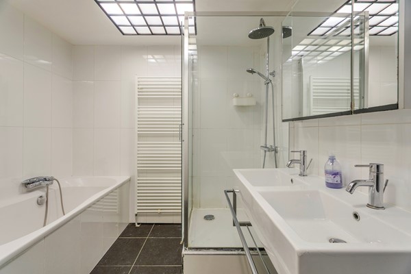 Medium property photo - In de Wolken 284, 1186 BS Amstelveen